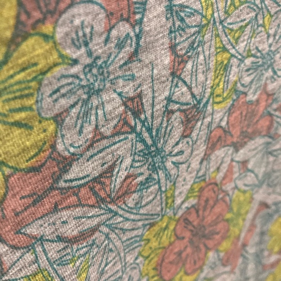 LuLaRoe Nicole, XS, NWT - Picture 2 of 5